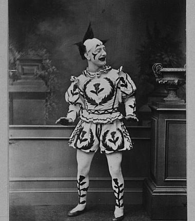 380px-Actor_in_clown_costume_-_Weir_Collection