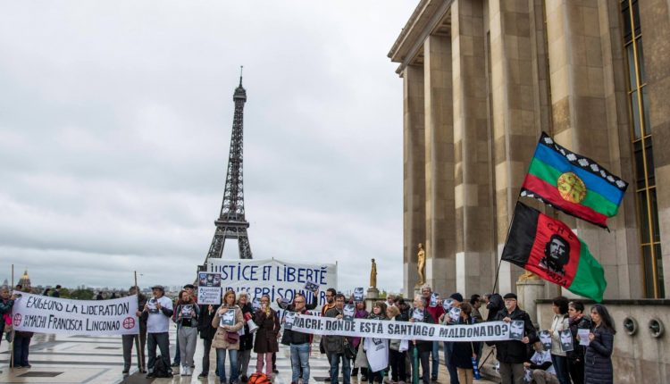 Manifestación en París. Santiago Maldonado