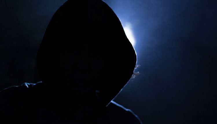 hacker-1725256_1280