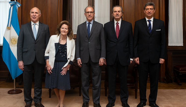 Los cortesanos