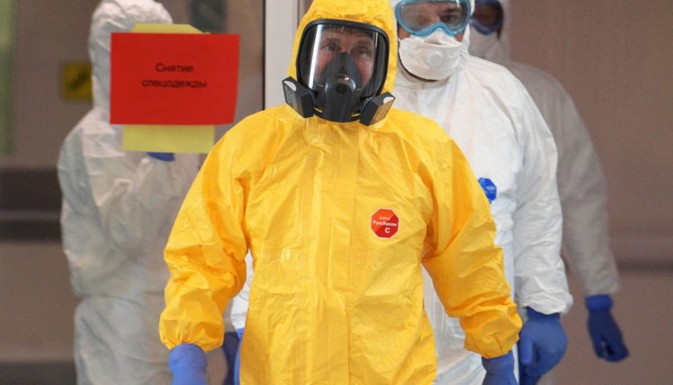 vladimir-putin-sorprende-visitando-a-los-afectados-por-el-coronavirus