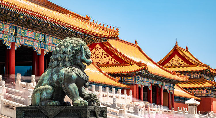 中國北京故宮建筑前的石獅子